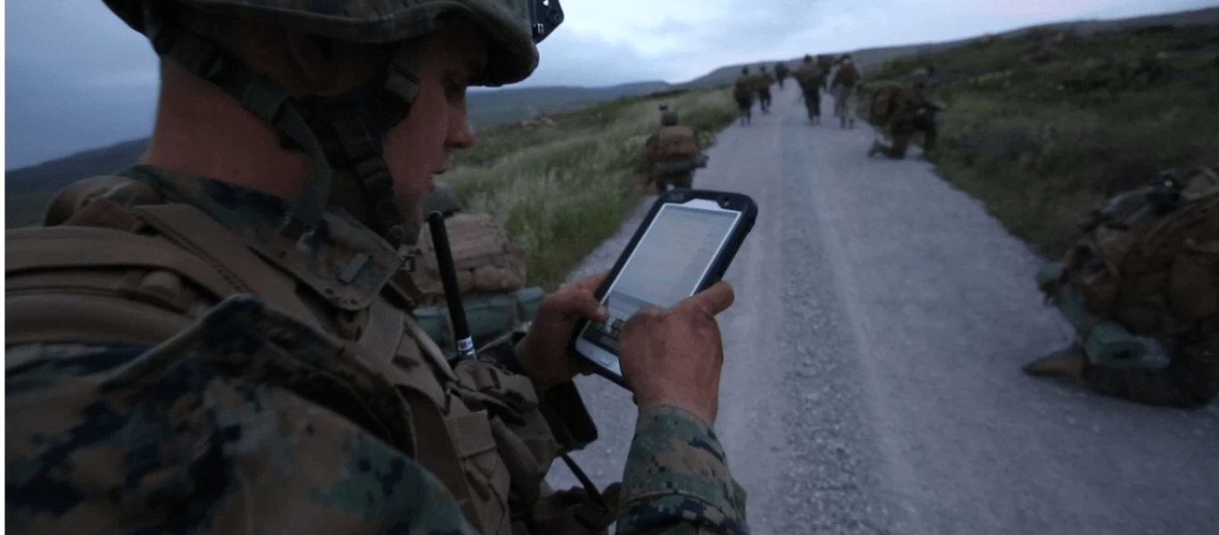 Ρωσία: Μειώνει τις διαρροές ο Β. Πούτιν - Απαγορεύει στους στρατιώτες να φέρουν ηλεκτρονικές συσκευές